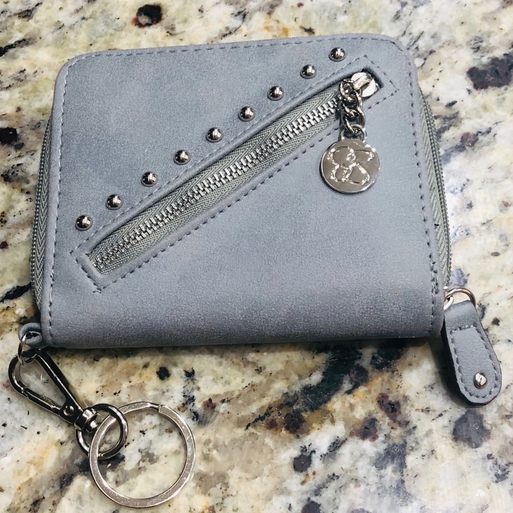 🛍 $4 NWOT Jessica Simpson Wallet